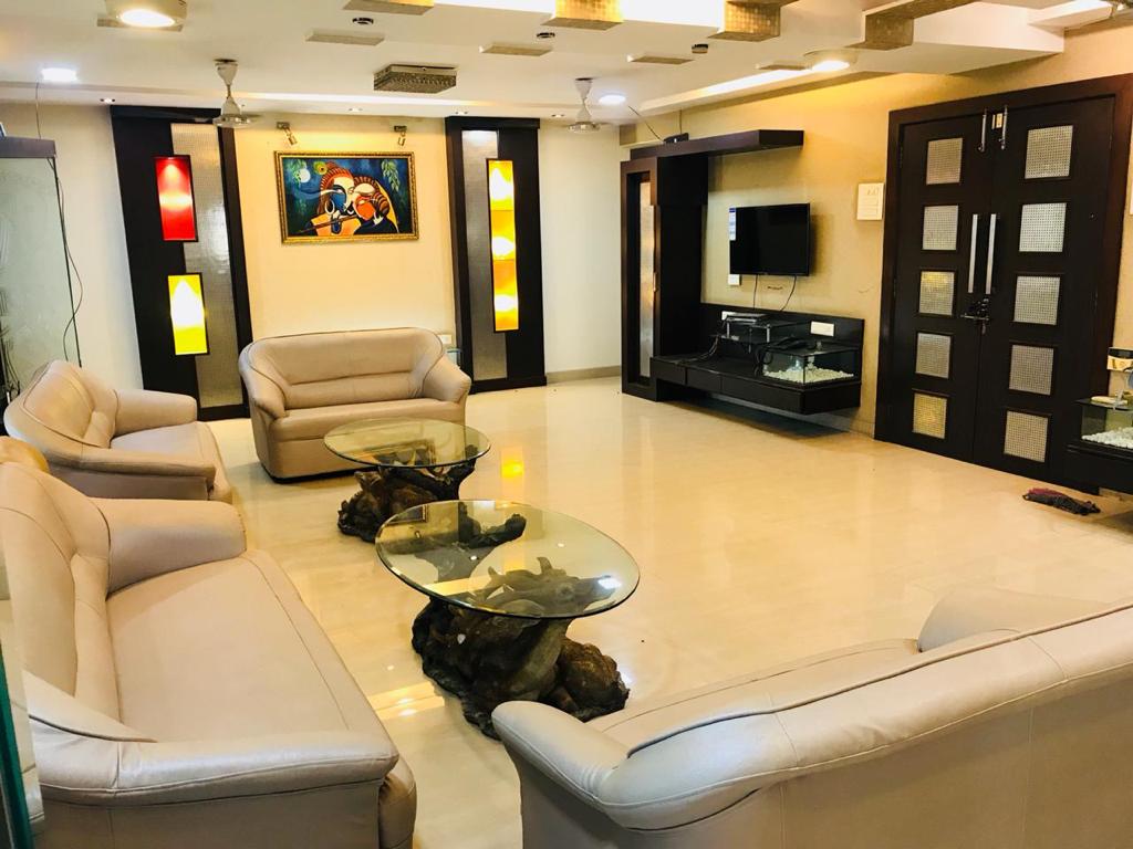 WhatsApp-Image-2026-03-19-at-1.25.46-PM-1