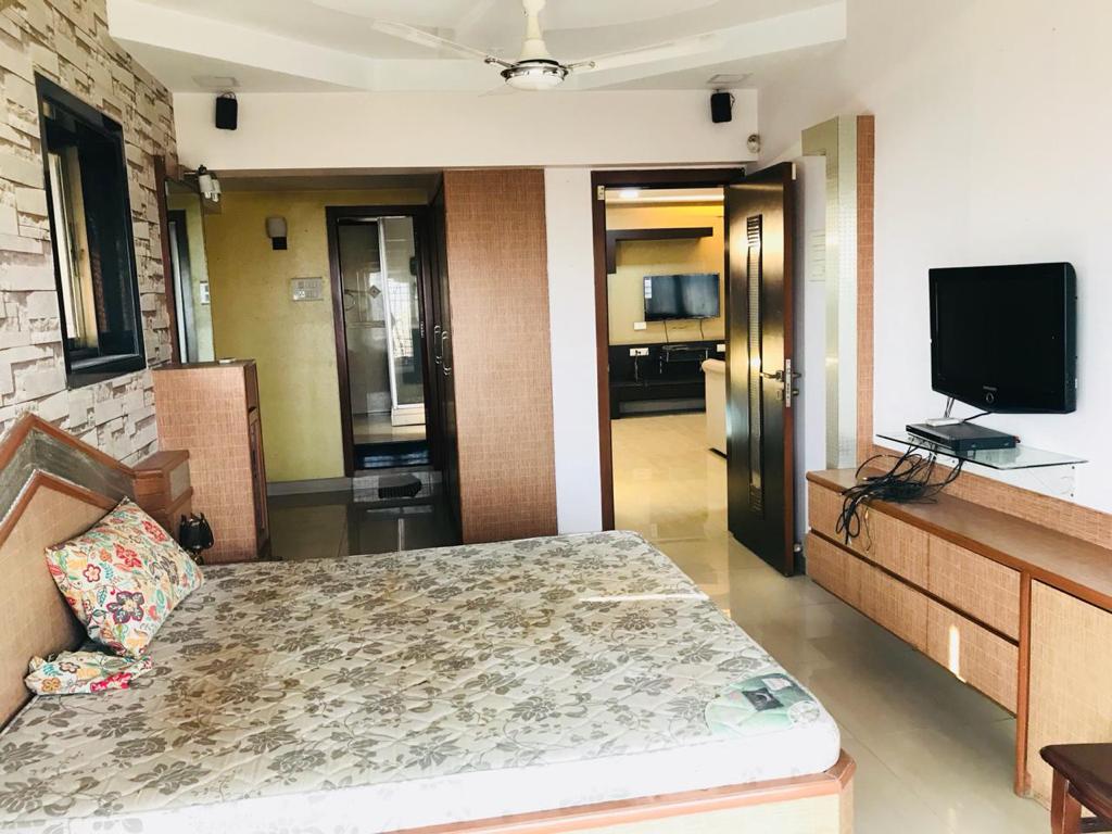 WhatsApp-Image-2026-03-19-at-1.25.48-PM